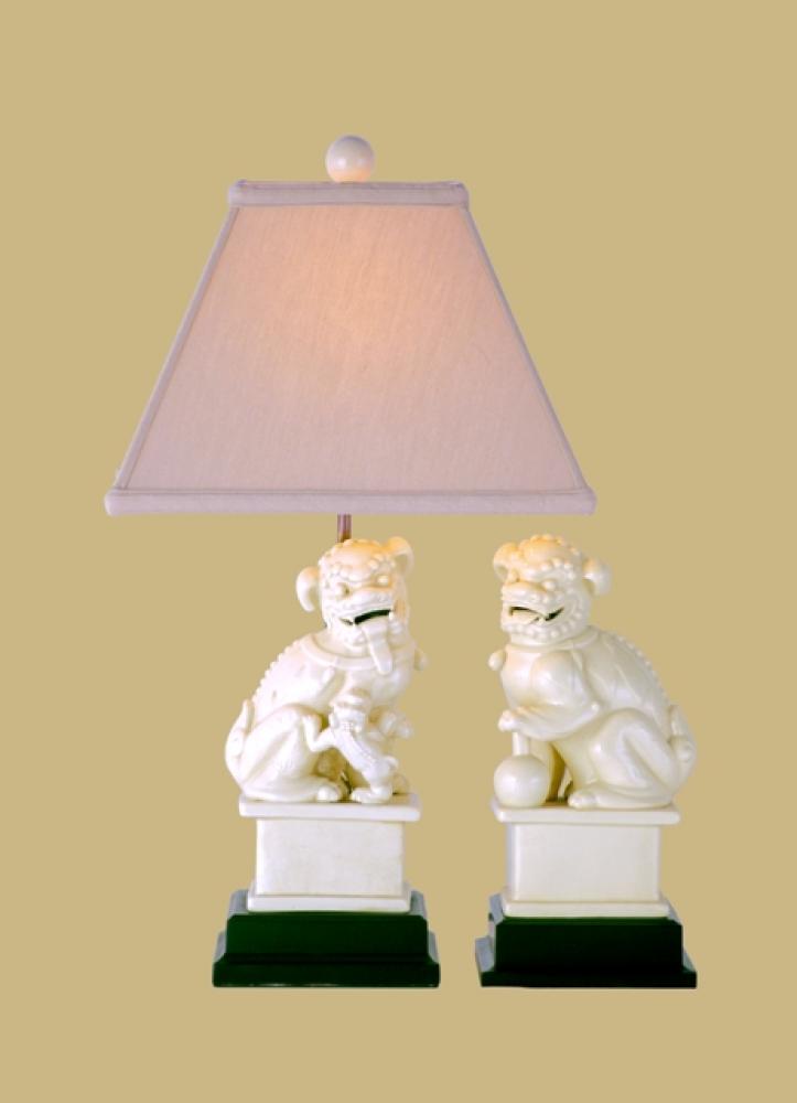 Oriental White Fudog Lamp